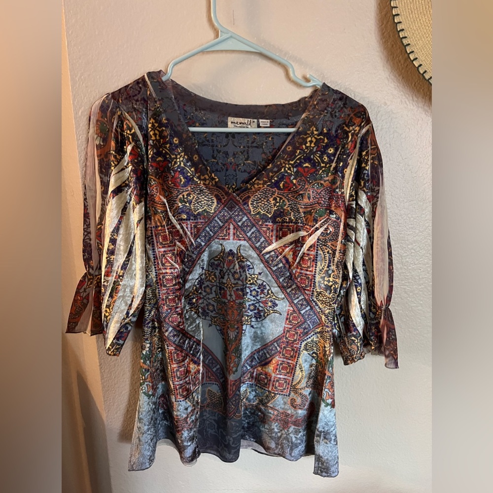 60s-70s style shirt